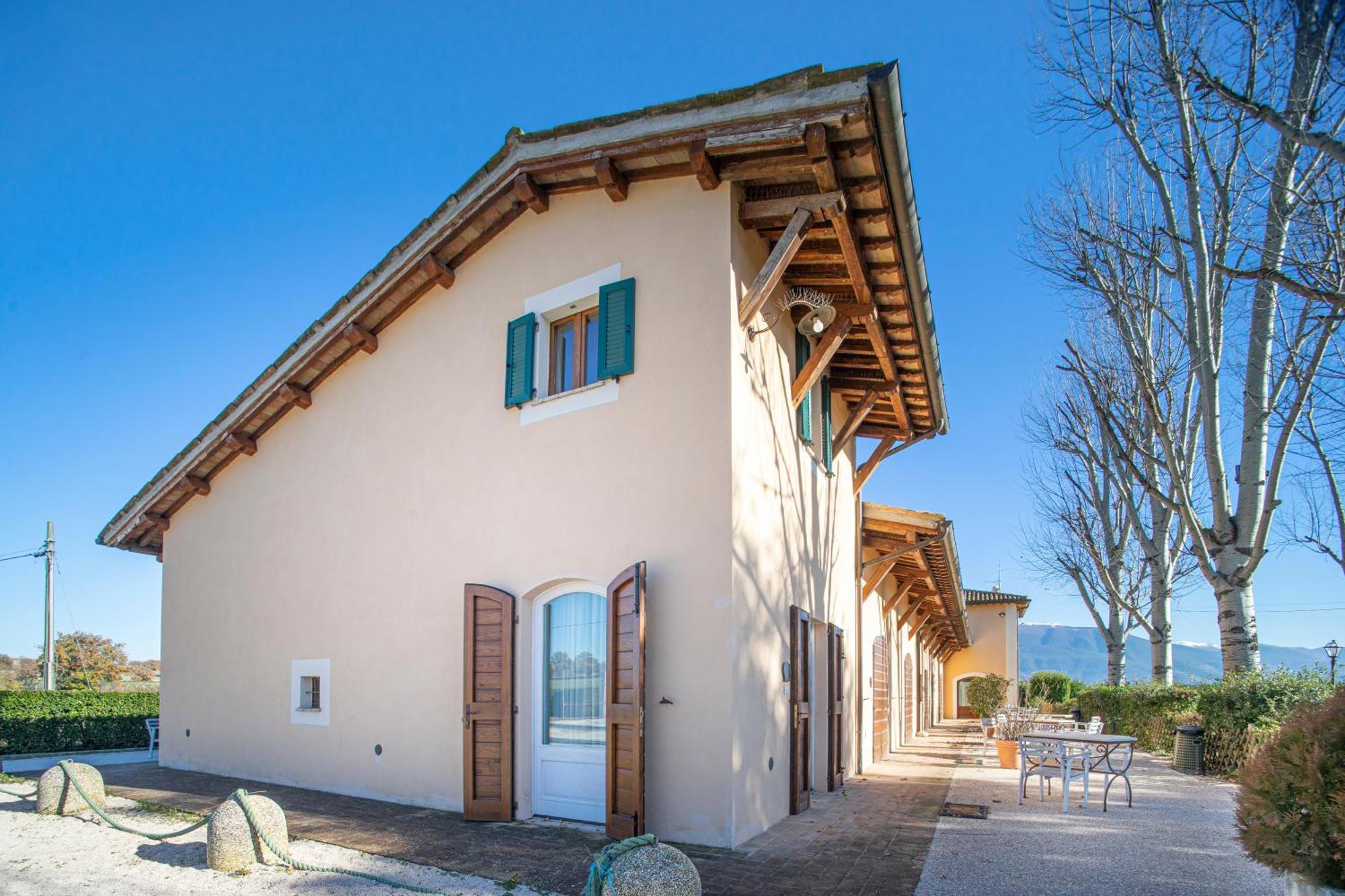 Hotel Villaggio Le Stelline Montefalco Exterior foto